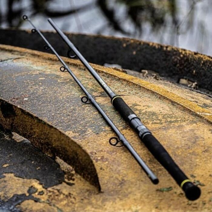 Black Cat Solid Spin 2.40m 40gr tot 160gr