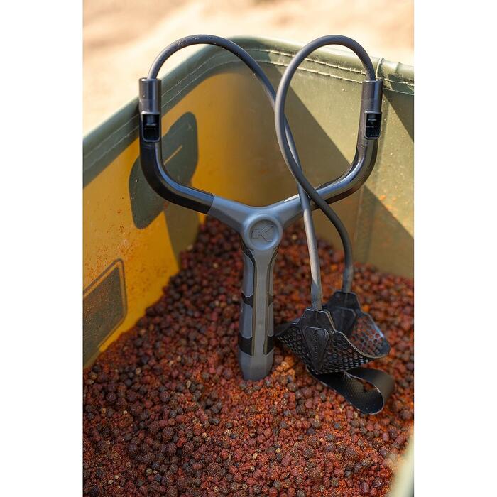 Korum Allrounder Catapult Groundbait