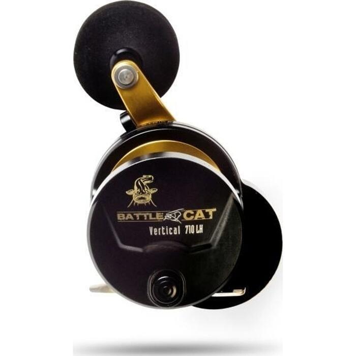Black Cat Battle Cat Vertical Reel 710 LH