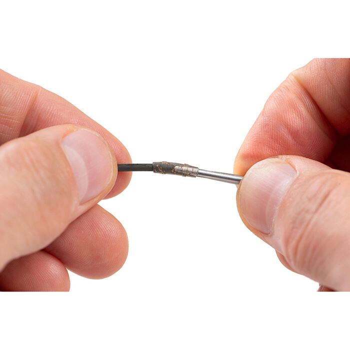 Fox Edges Tubing Threader