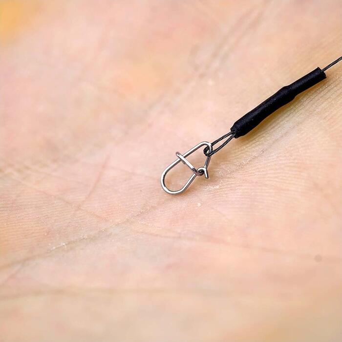 Spro FreeStyle Titanium Leader 1x7 30cm 0.30mm 8kg 2st