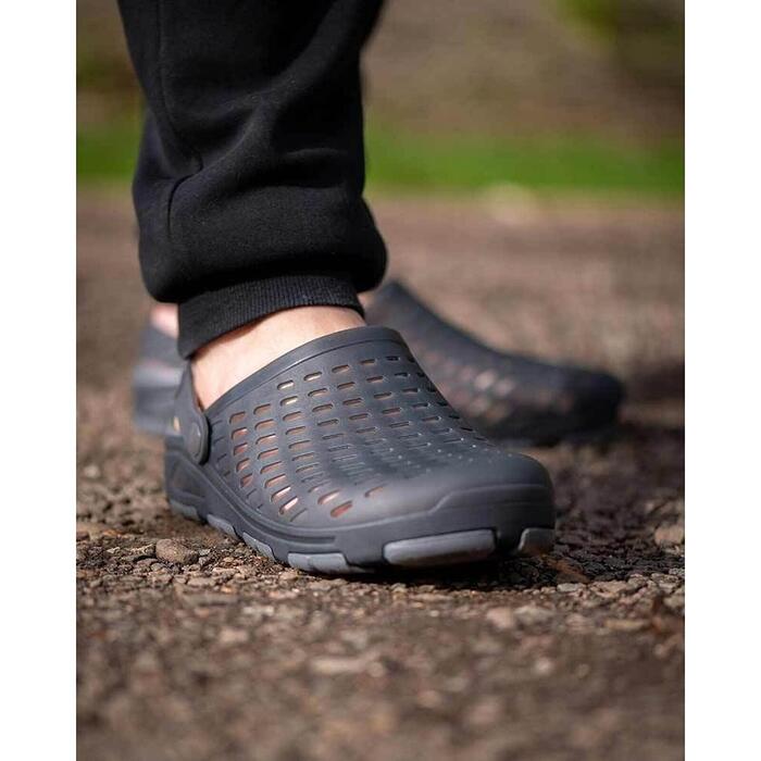 Matrix Clogs 43